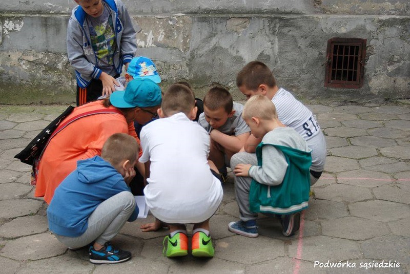 Zdjęcia z warsztatów skierowanych do dzieci w ramach „Podwórek sąsiedzkich”, Źródło: Urząd Miasta Lublin